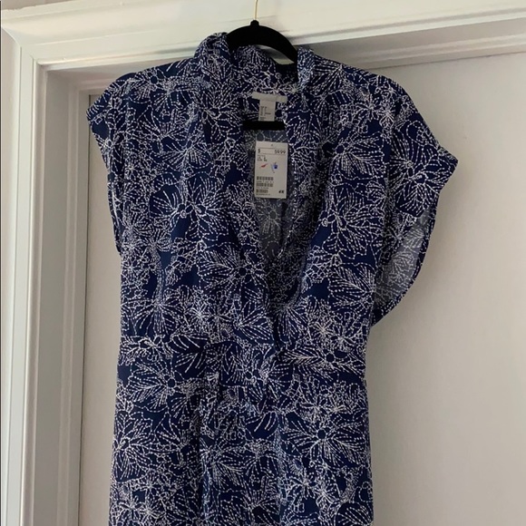 Floral jumpsuit NWT - Picture 2 of 2